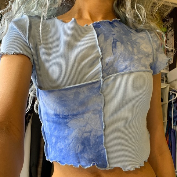 Color Block Top - Picture 4 of 4